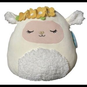 Sophie the sheep squishmellow new with tags